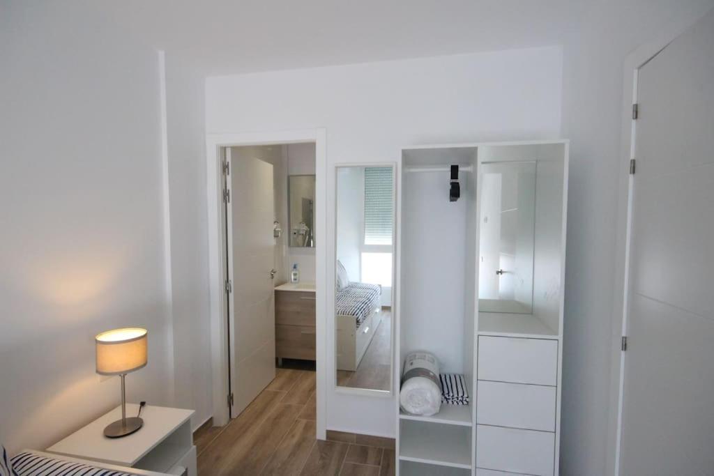 Apartment Las Vistas Beach View, 1 Bedroom Los Cristianos  Bagian luar foto